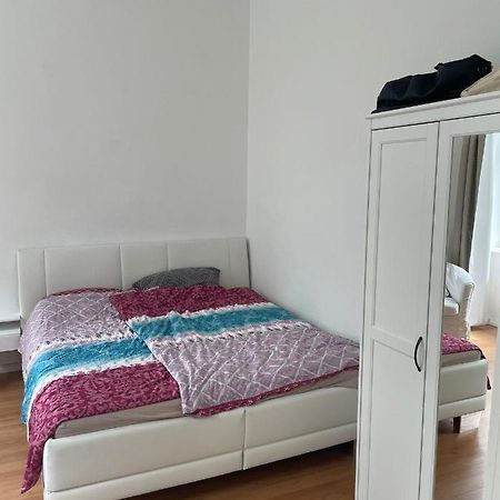 Small Apartment Near The Center Wiedeń Zewnętrze zdjęcie